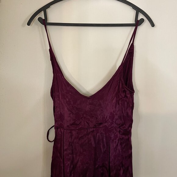 Topshop US6 Purple Floral Silk Wrap Dress – High‑Low, Spaghetti Strap - Picture 3 of 16